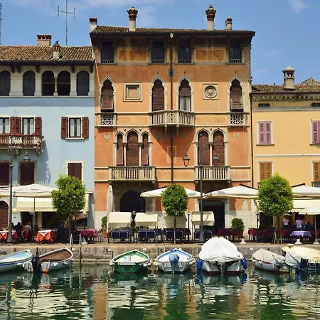 Almavite Wine With Pool - Happy Farm stay Desenzano del Garda
