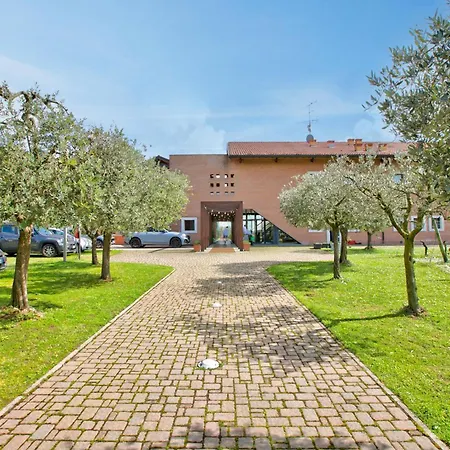 Farm stay Almavite Wine With Pool - Happy Desenzano del Garda